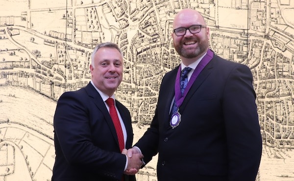 John White hands over the PFS presidency to Adam Owen